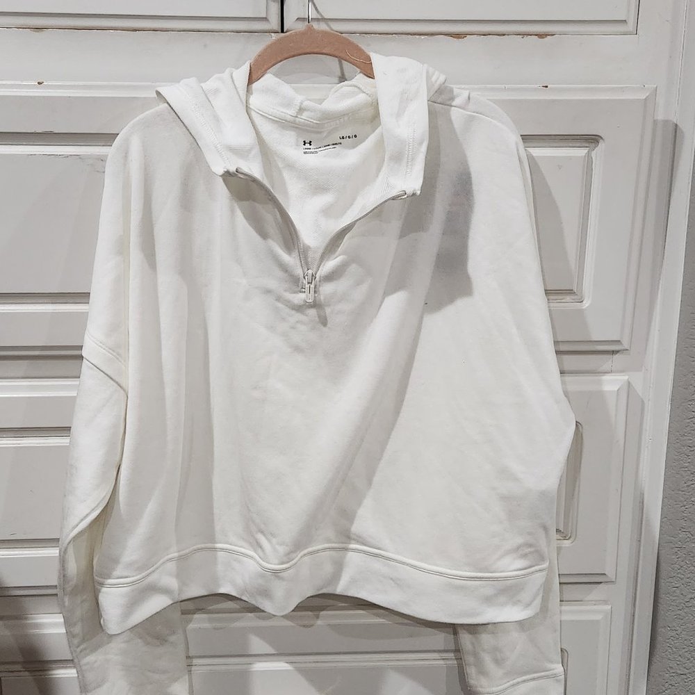 SALE! Under Armour Cropped Hoodie